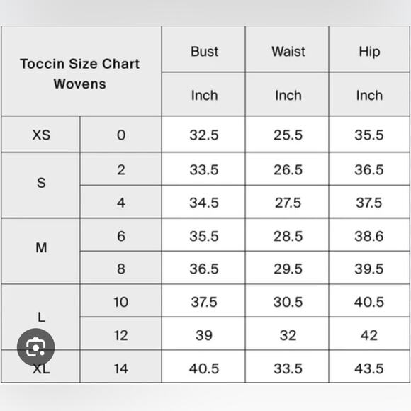 TOCCIN X RTR Merlot Red Gown - Picture 4 of 8